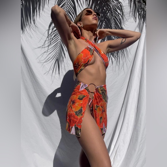 Indah Orange Floral Bikini Set - Picture 3 of 9